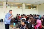 Niki Lukviarman: Mahasiswa Harus Bernyali Memutuskan