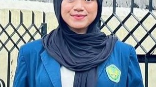 POPI ANJELA, MAHASISWI PRODI EKONOMI PEMBANGUNAN FEB, MERAIH TERBAIK I TINGKAT UNIVERSITAS, dalam PILMAPRES TAHUN 2026
