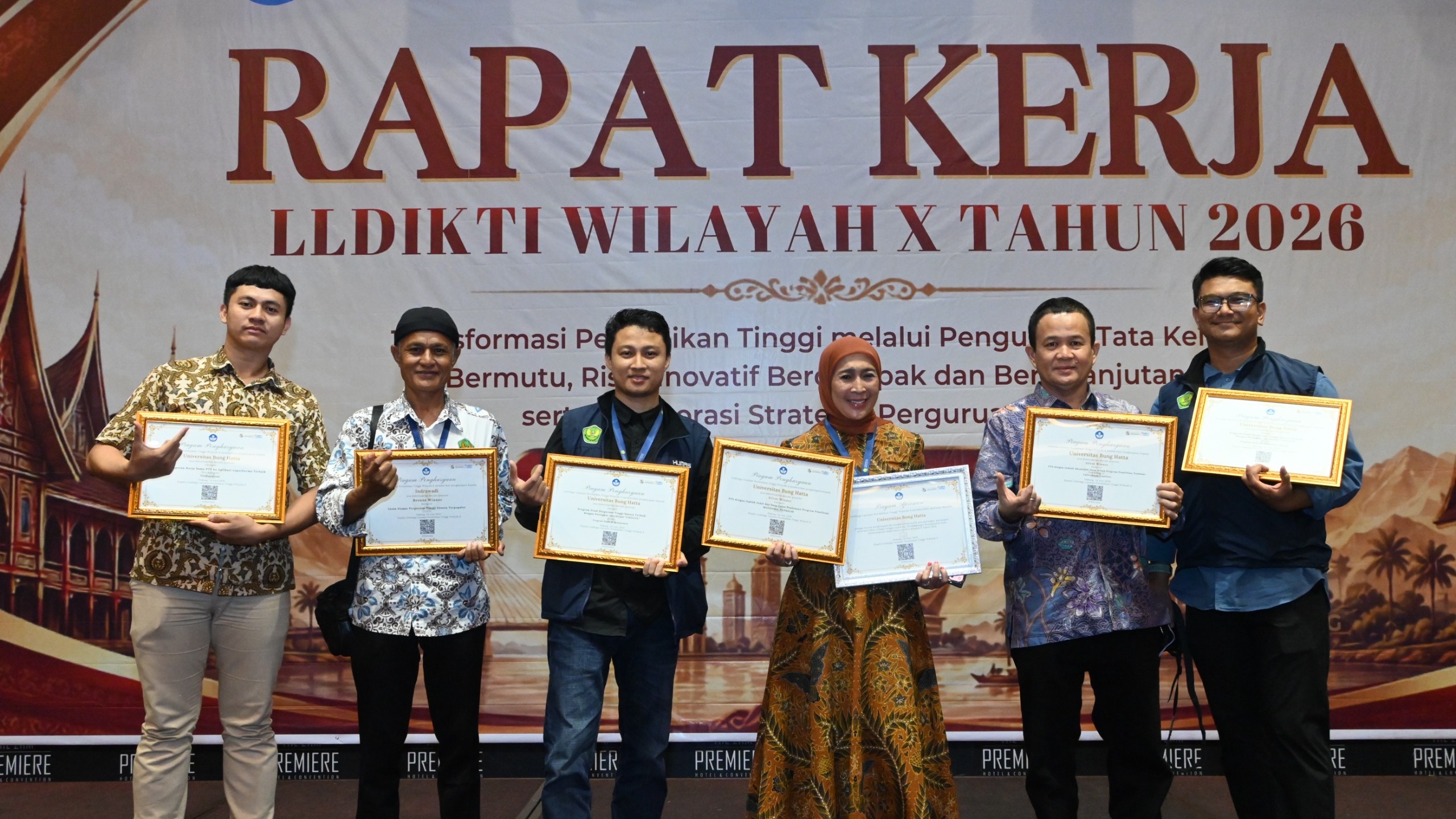 Universitas Bung Hatta Terima 7 Penghargaaan Anugerah LLDIKTI X 2026