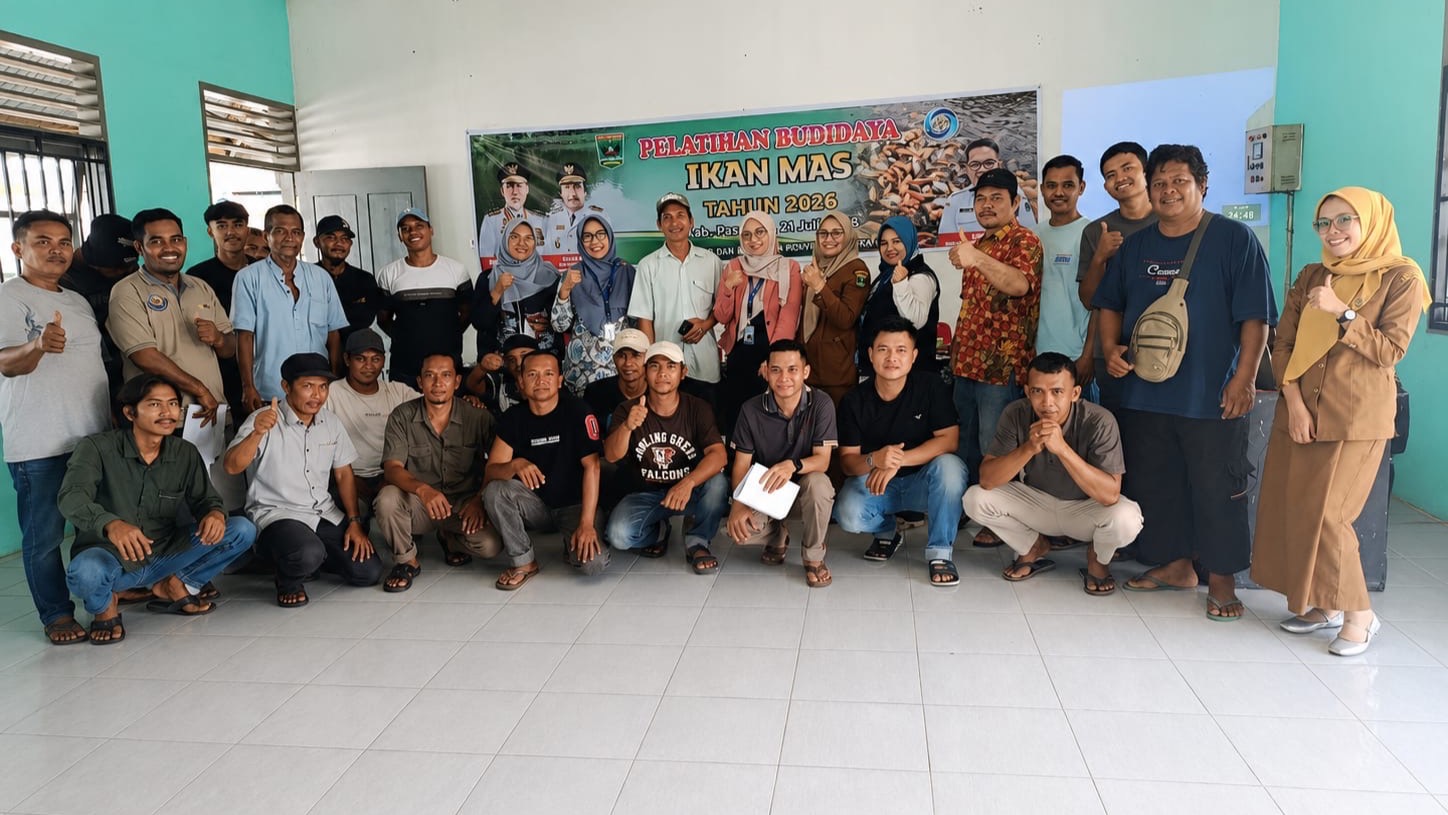 Dosen BDP Universitas Bung Hatta Latih Manejerial Pembudidaya Ikan Mas di Kabupaten Pasaman