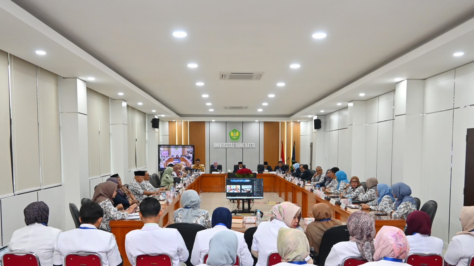 Universitas Bung Hatta Jalani Evaluasi Lapangan Pembukaan Program Studi Kedokteran dan Program Pendidikan Profesi Dokter 