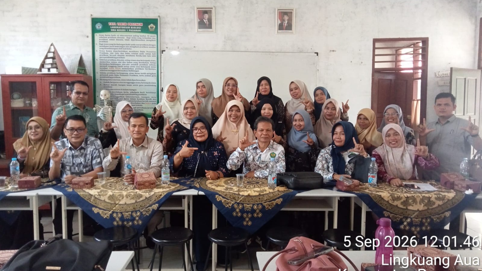 Universitas Bung Hatta Perkenalkan Program Magister kepada MGMP Bahasa Indonesia di Pasaman Barat