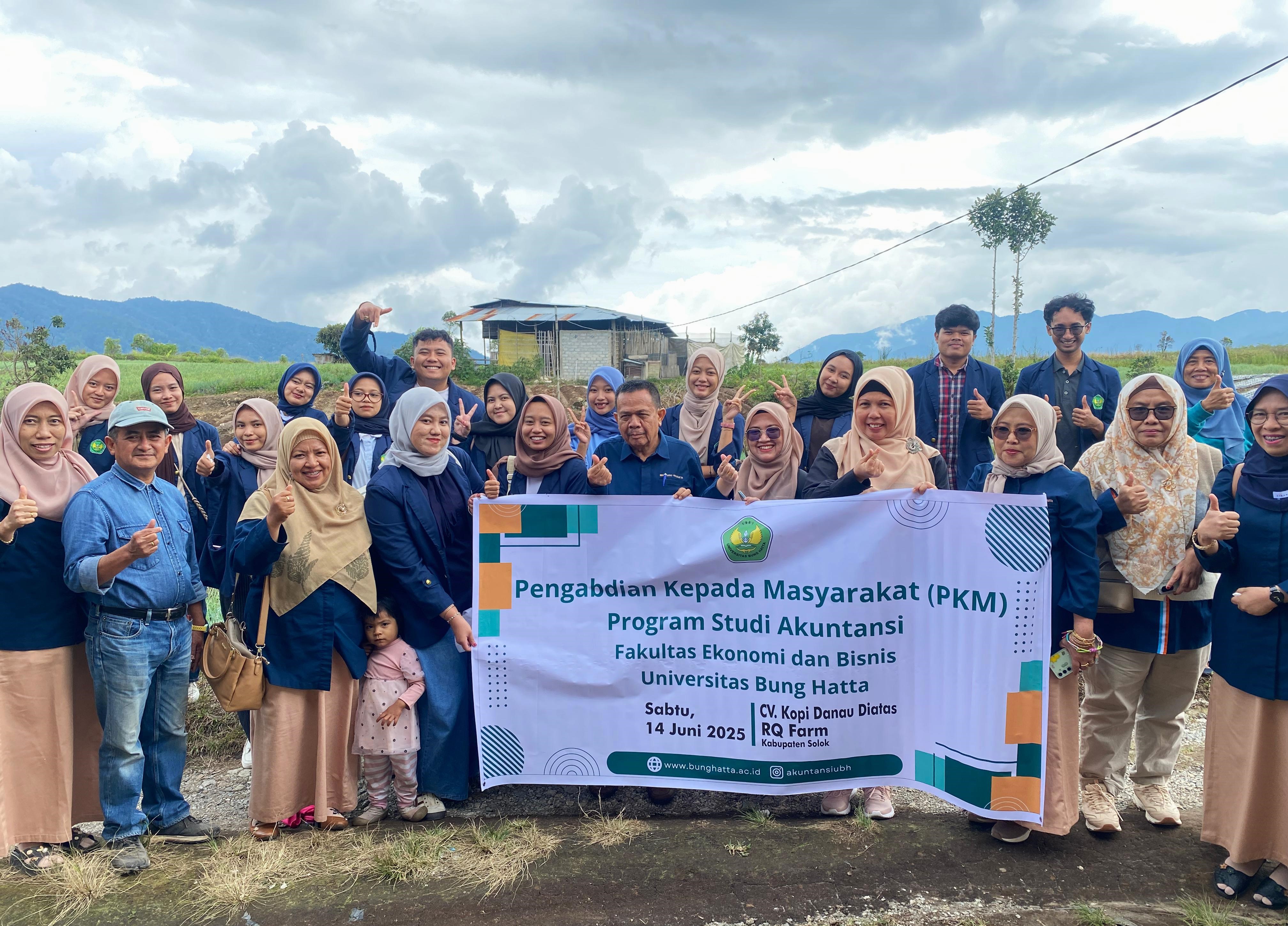 Kunjungan Industri Program Studi Akuntasi FEB Universitas Bung Hatta : Sinergi Akademik Dengan UMKM CV.Kopi Danau Di Atas