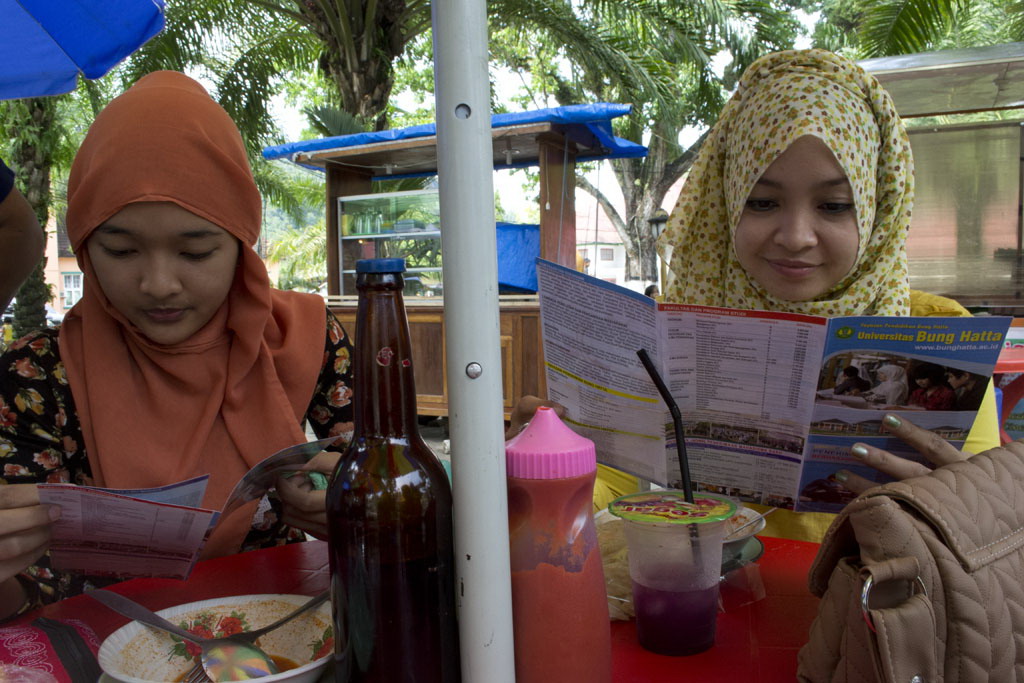 Hunting Foto, Cara KOMA Promosikan Kampus