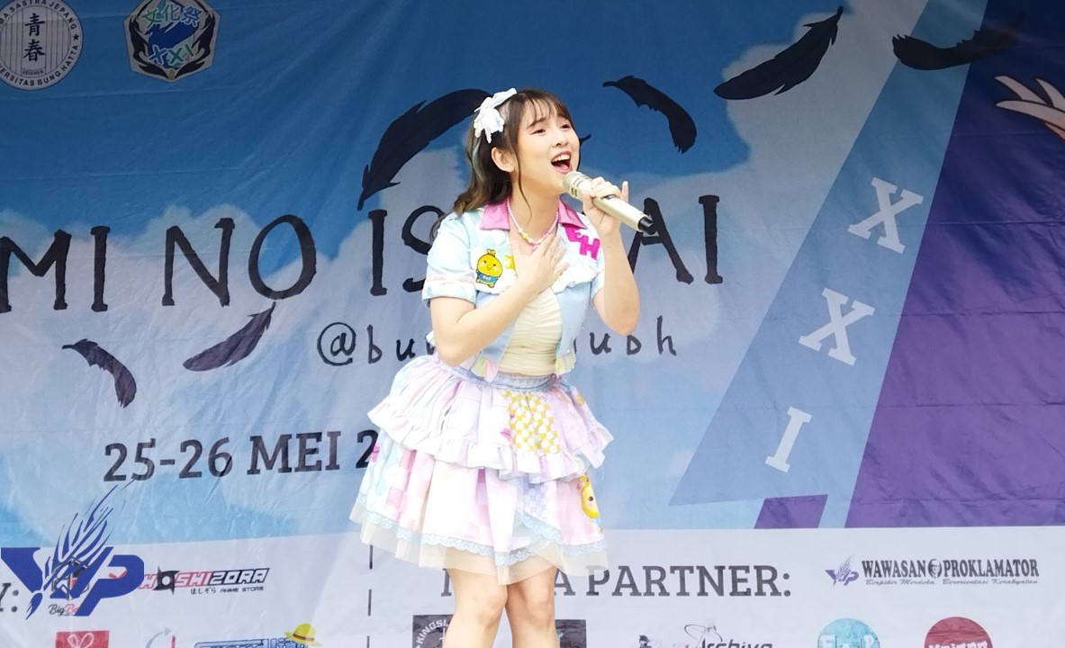 Elaine Hartanto Ex Member JKT48 Pukau Pengunjung Bunkasai XXI