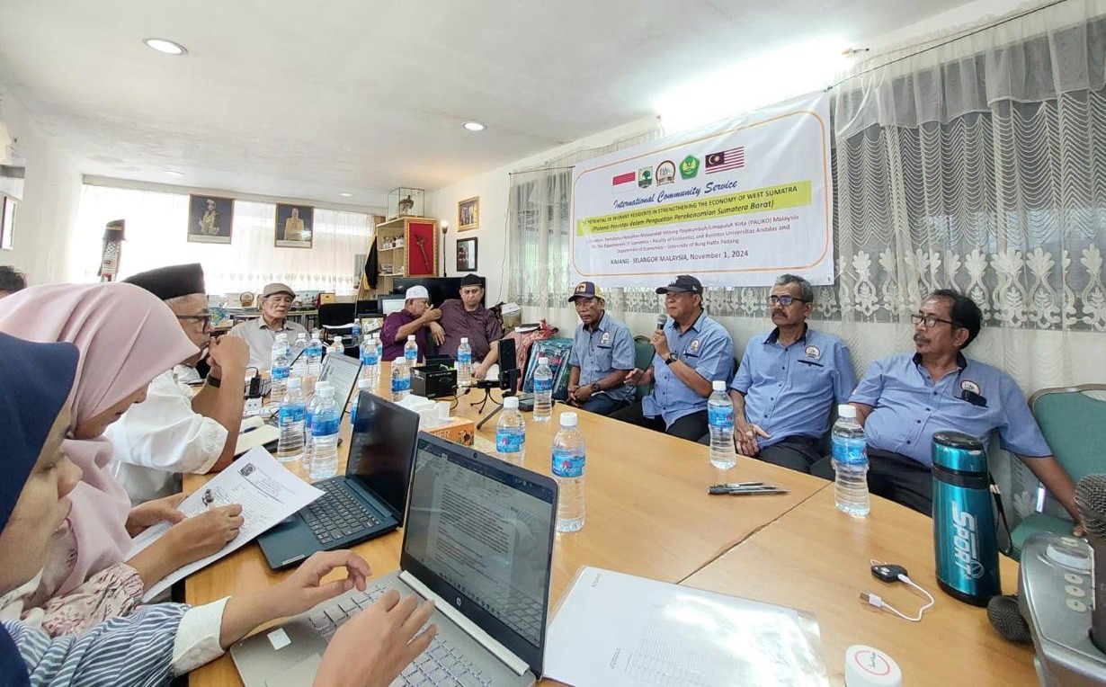 PKM International Prodi Ekonomi Pembangunan, Bahas Potensi Perantau Dalam Penguatan Perekonomian Sumbar