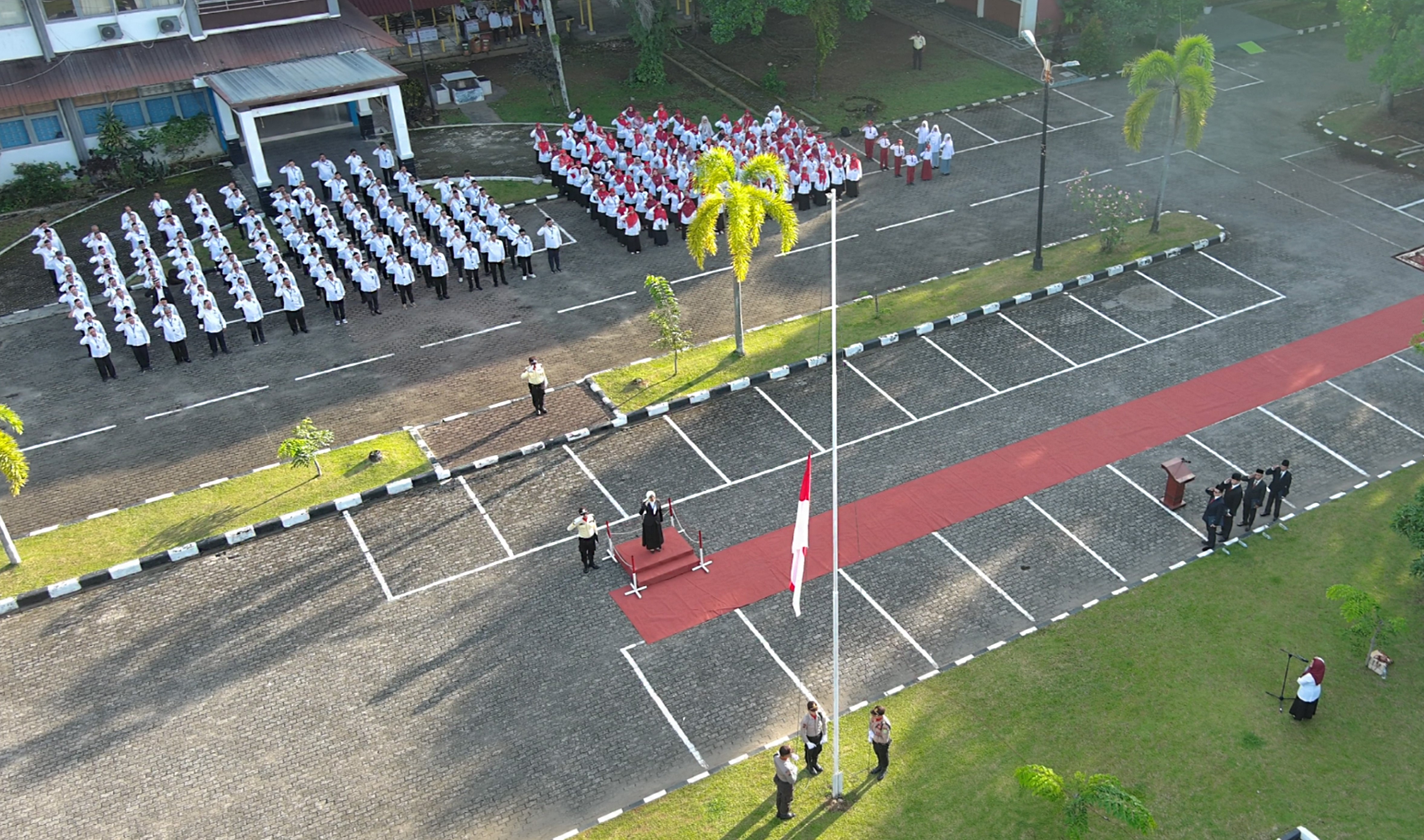 Peringati HUT ke-80 RI, Momentum Rasa Syukur Universitas Bung Hatta Atas Capaian Akreditasi Unggul