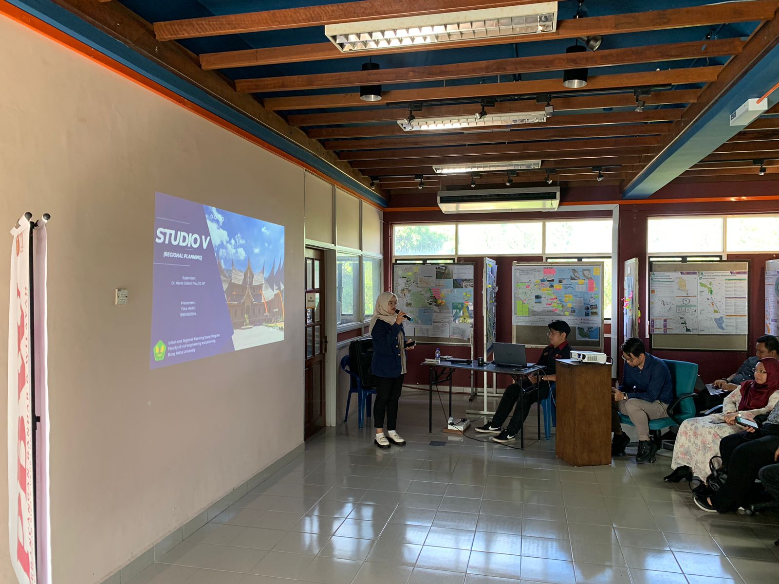 Mahasiswa Prodi PWK Seminar Gabungan di Universiti Teknologi Malaysia