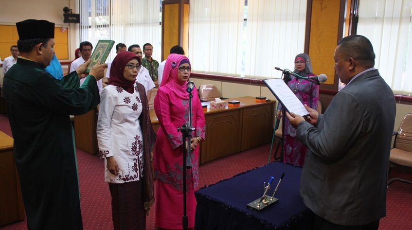 Pelantikan Struktural Pascasarjana Universitas Bung Hatta