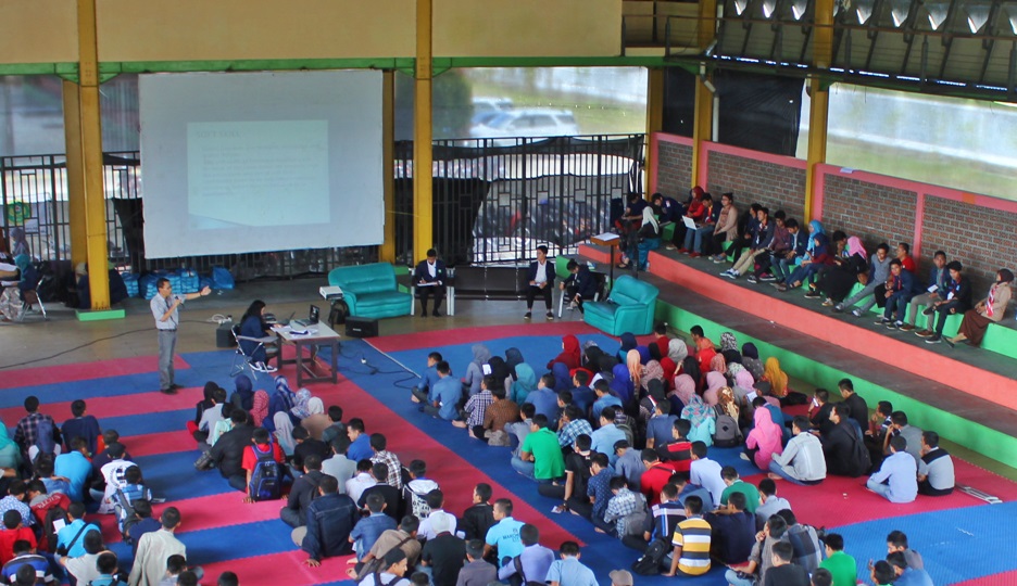 Kembangkan Minat Bakat Melalui Unit Kegiatan Mahasiswa