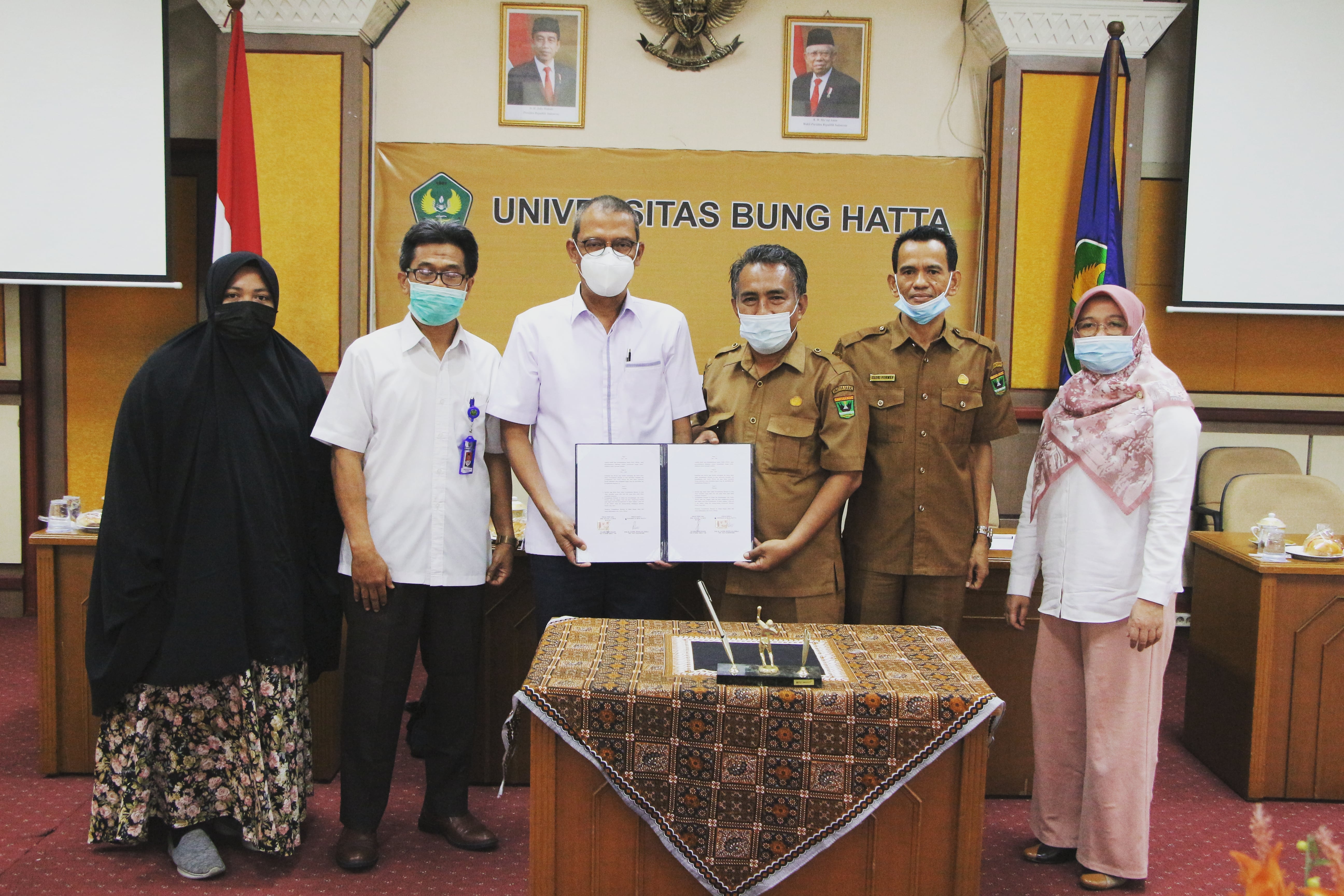 SMK N 1 Lubuk Basung Tanda Tangani MoU dengan Universitas Bung Hatta