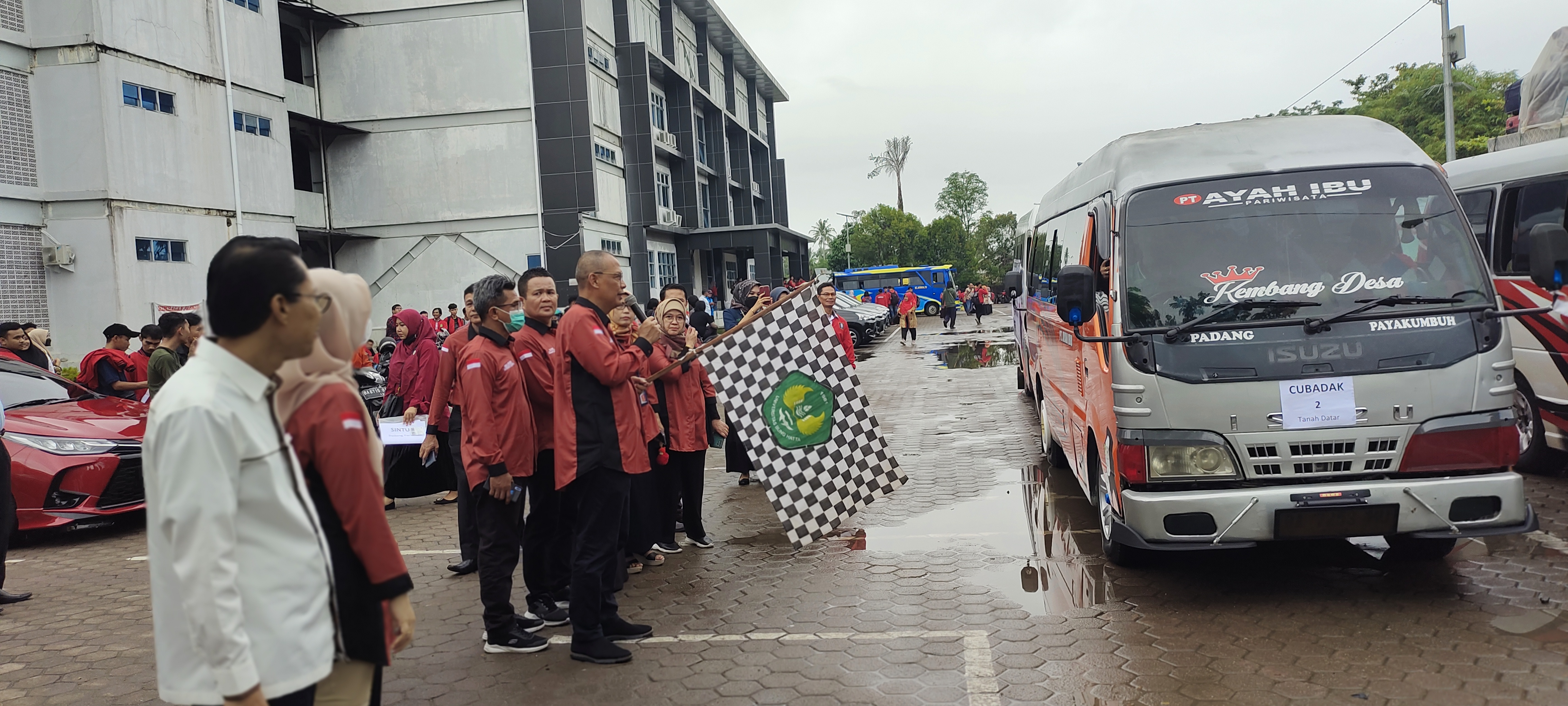 DPL, Korkab, dan 1.279 Mahasiswa KKN PPM Tematik Universitas Bung Hatta Turun ke Lima Kabupaten