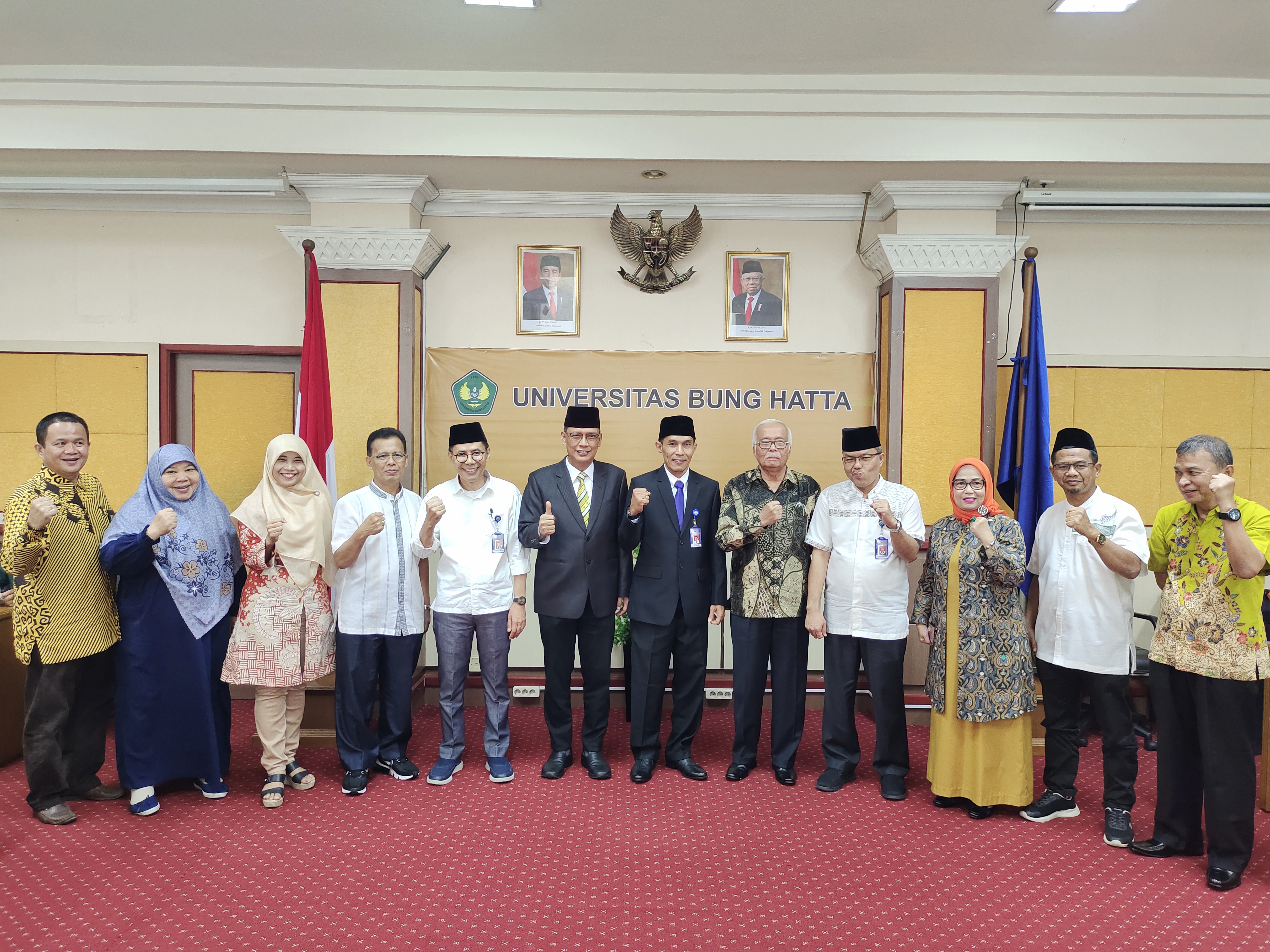 Rektor Universitas Bung Hatta Lantik Pejabat Baru Kepala Biro Administrasi Umum