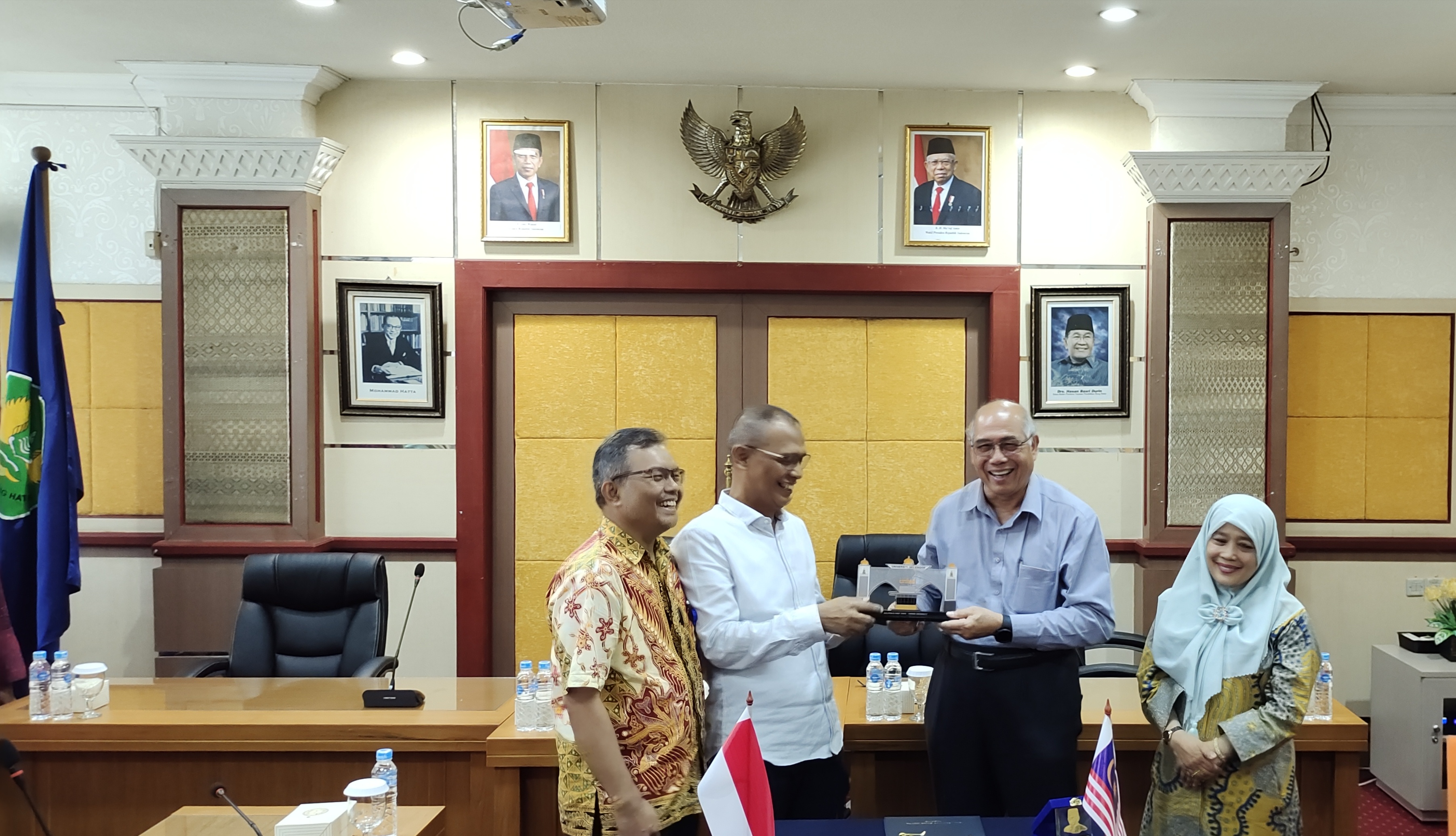 Perkuat Kerja Sama, Universitas Bung Hatta Ratifikasi MoU dengan Universiti Selangor Malaysia