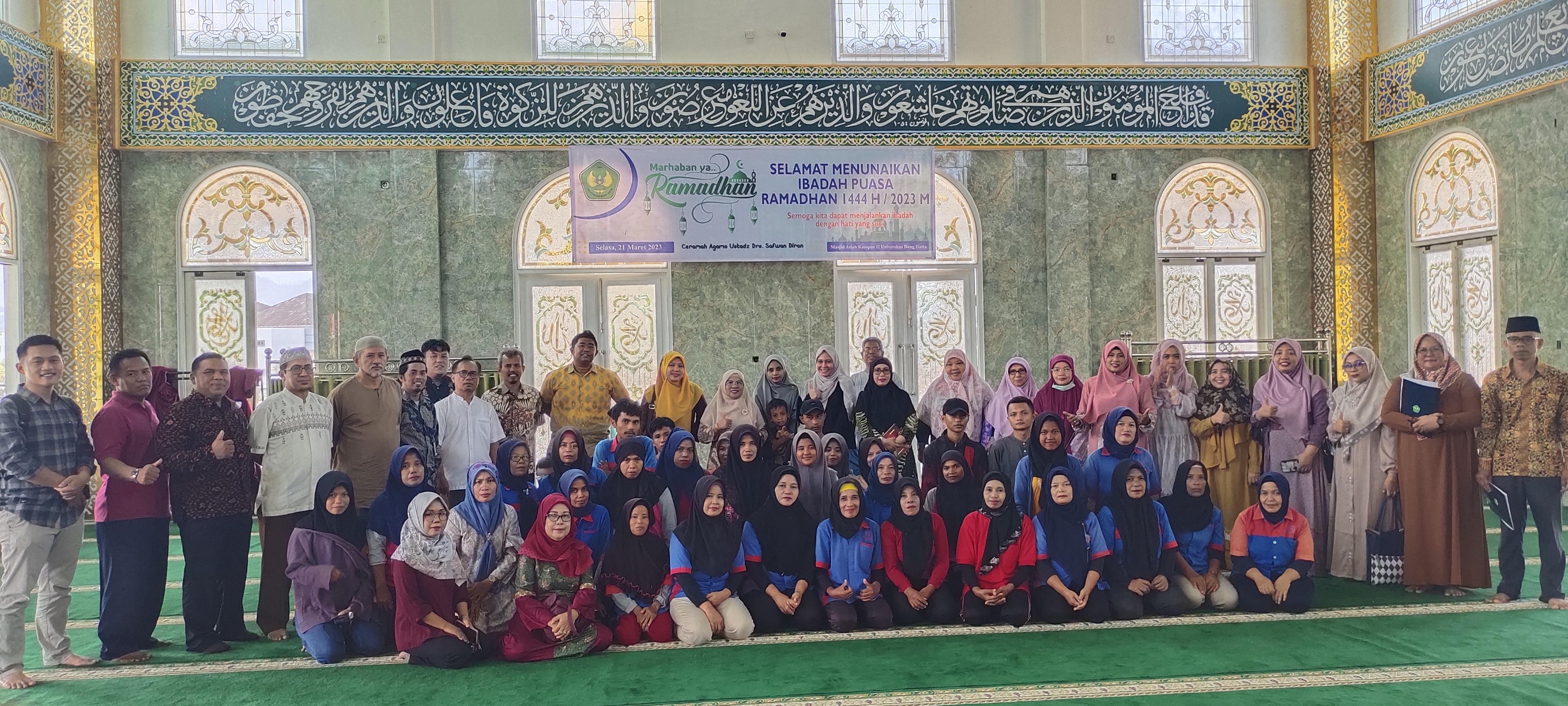 FKIP Universitas Bung Hatta Beri Santunan bagi Cleaning Service dan Tenaga Kependidikan