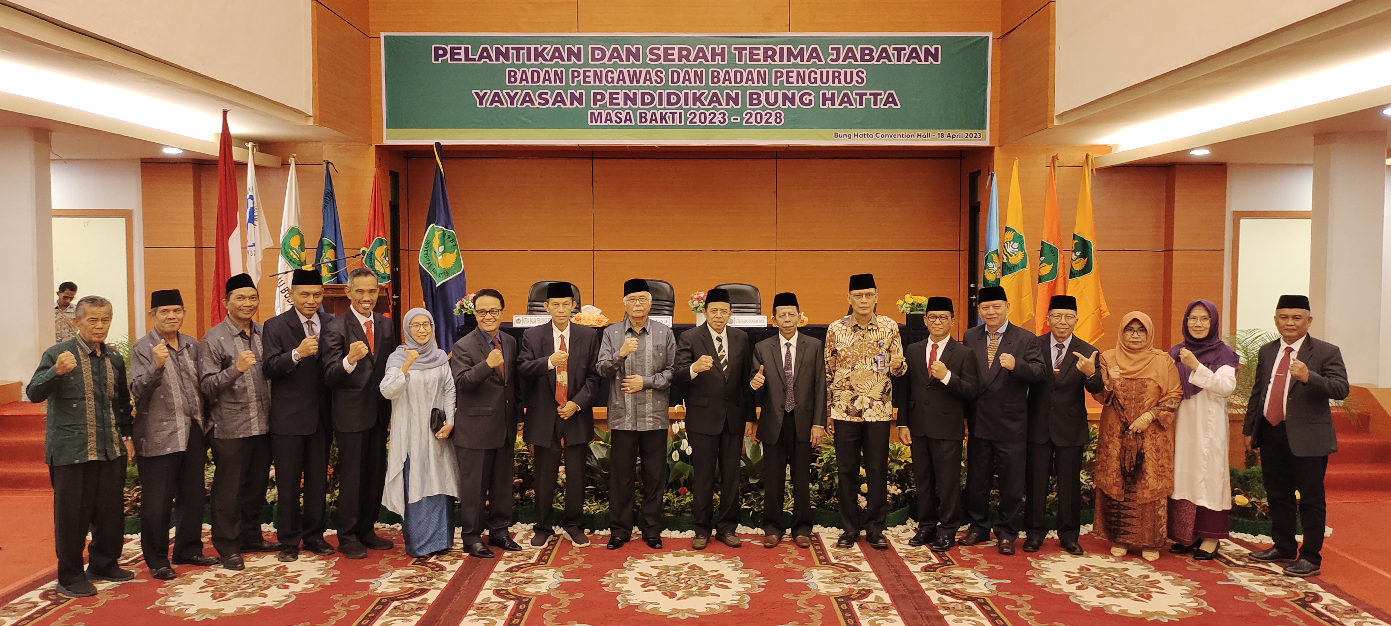 Ketua Badan Pembina Melantik Badan Pengurus dan Pengawas Yayasan Pendidikan Bung Hatta