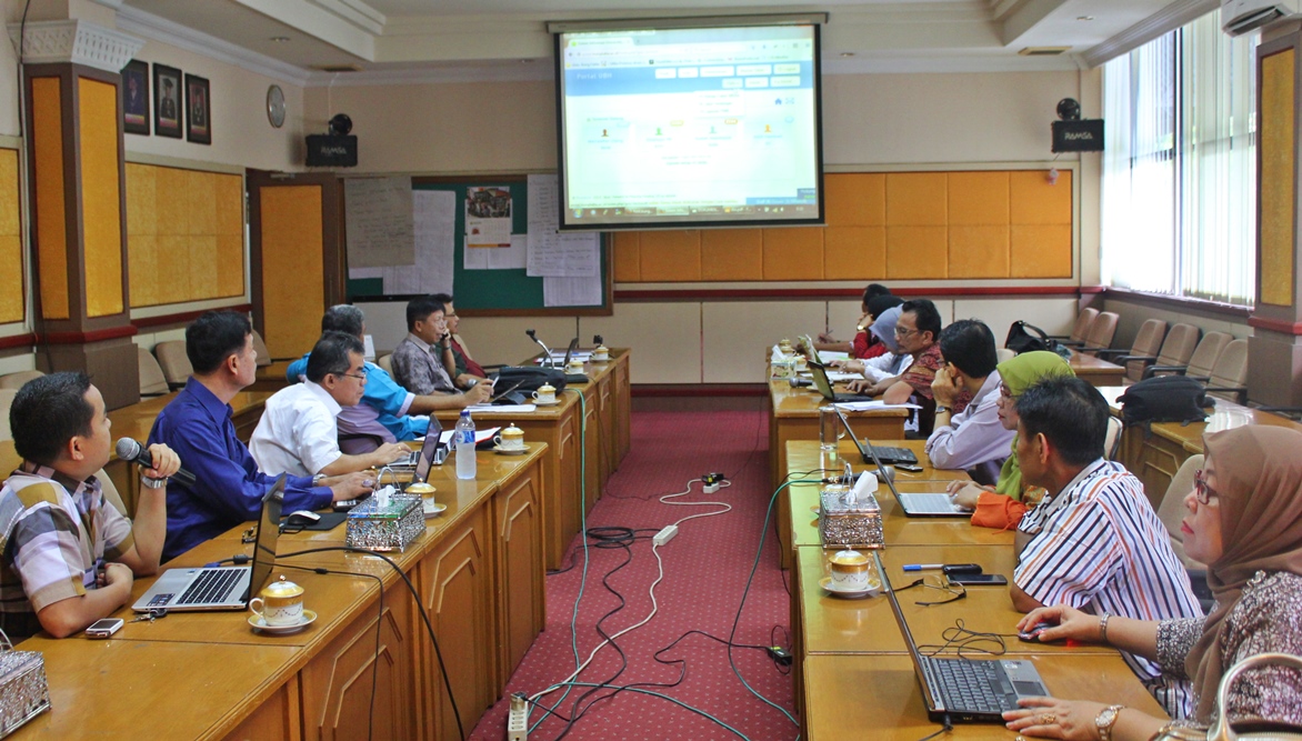Pelatihan Admin Portal Akademik Bagi Dekan dan Wakil Dekan