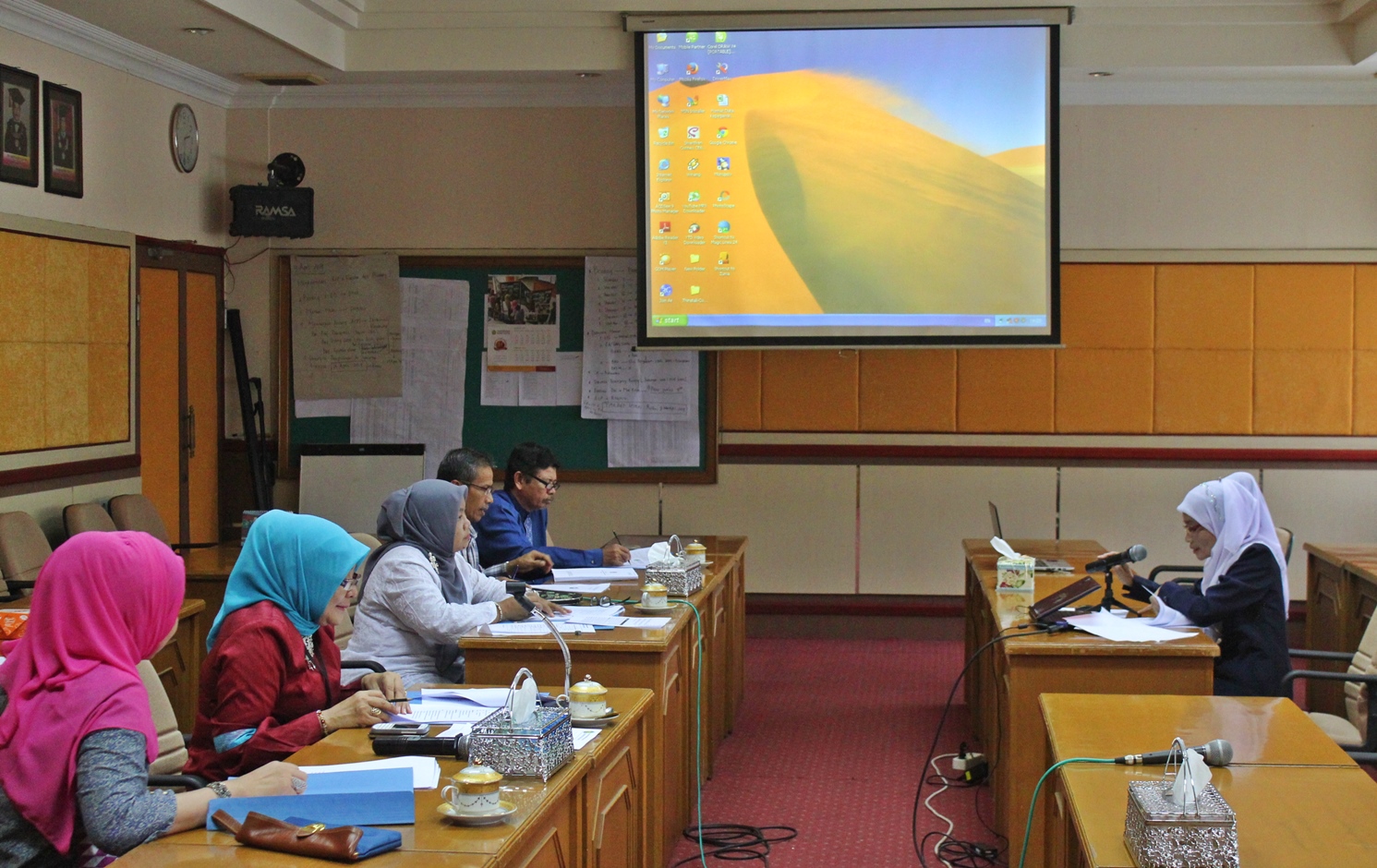 Pemilihan Karyawan Berprestasi Universitas Bung Hatta Tahun 2015