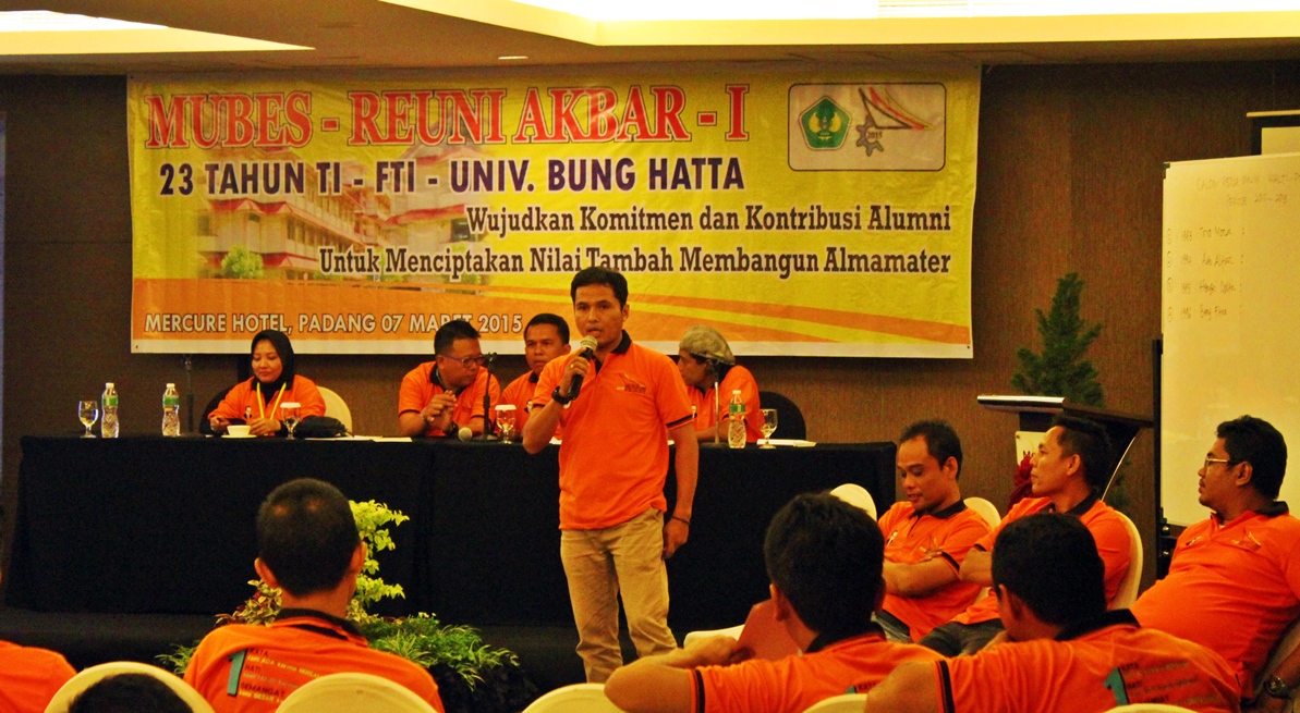 Trio Mona Purnama Terpilih Jadi Ketua Ikatan Alumni Teknik Industri UBH periode 2015/2019