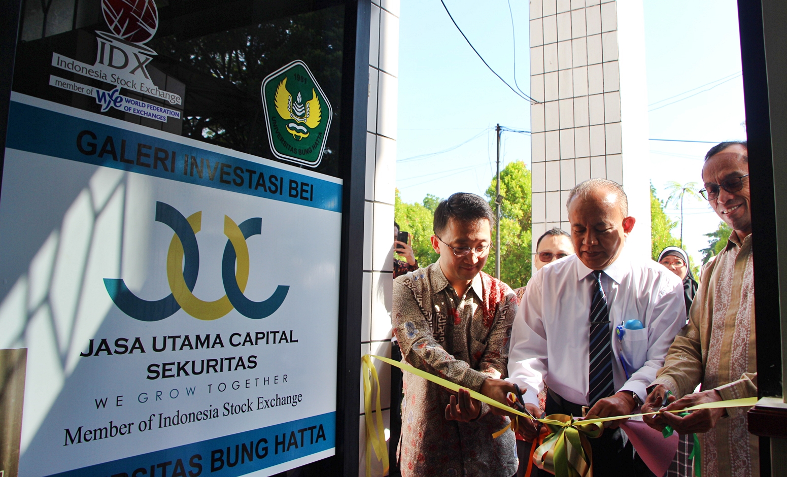 Universitas Bung Hatta Miliki Galeri Investasi Bursa Efek Indonesia