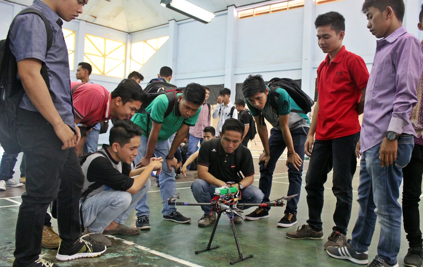 Jurusan Teknik Mesin Universitas Bung Hatta Sosialisasikan Teknologi Dron
