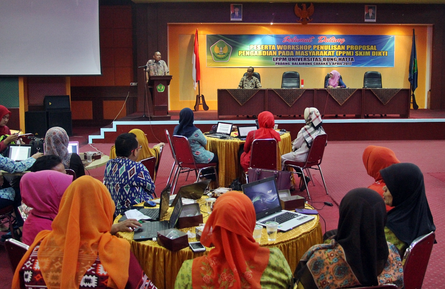 LPPM Universitas Bung Hatta Selenggarakan Worksop PPM dan Manajemen Jurnal
