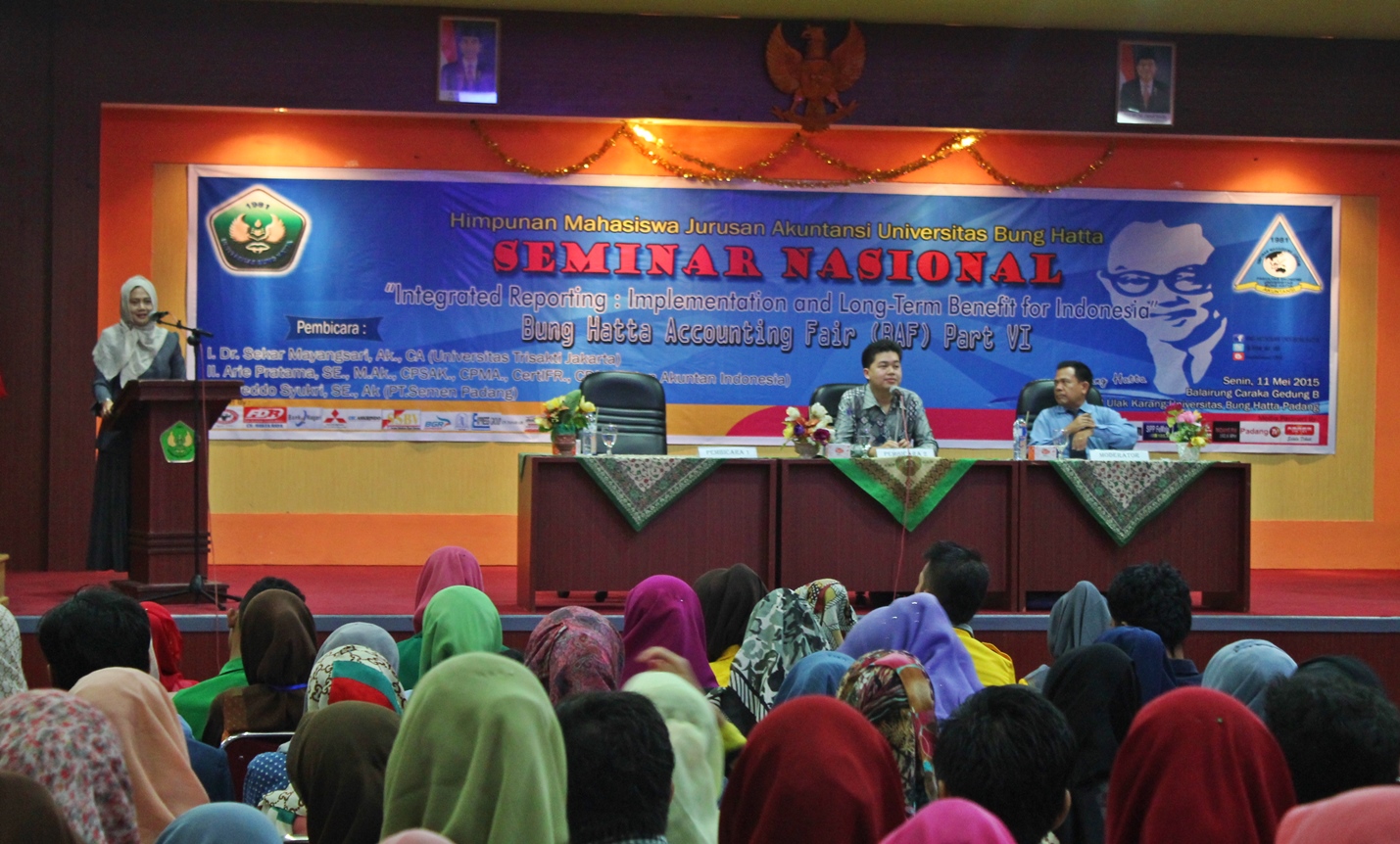 Seminar Nasional Akuntansi UBH Bahas Integrated Reporting
