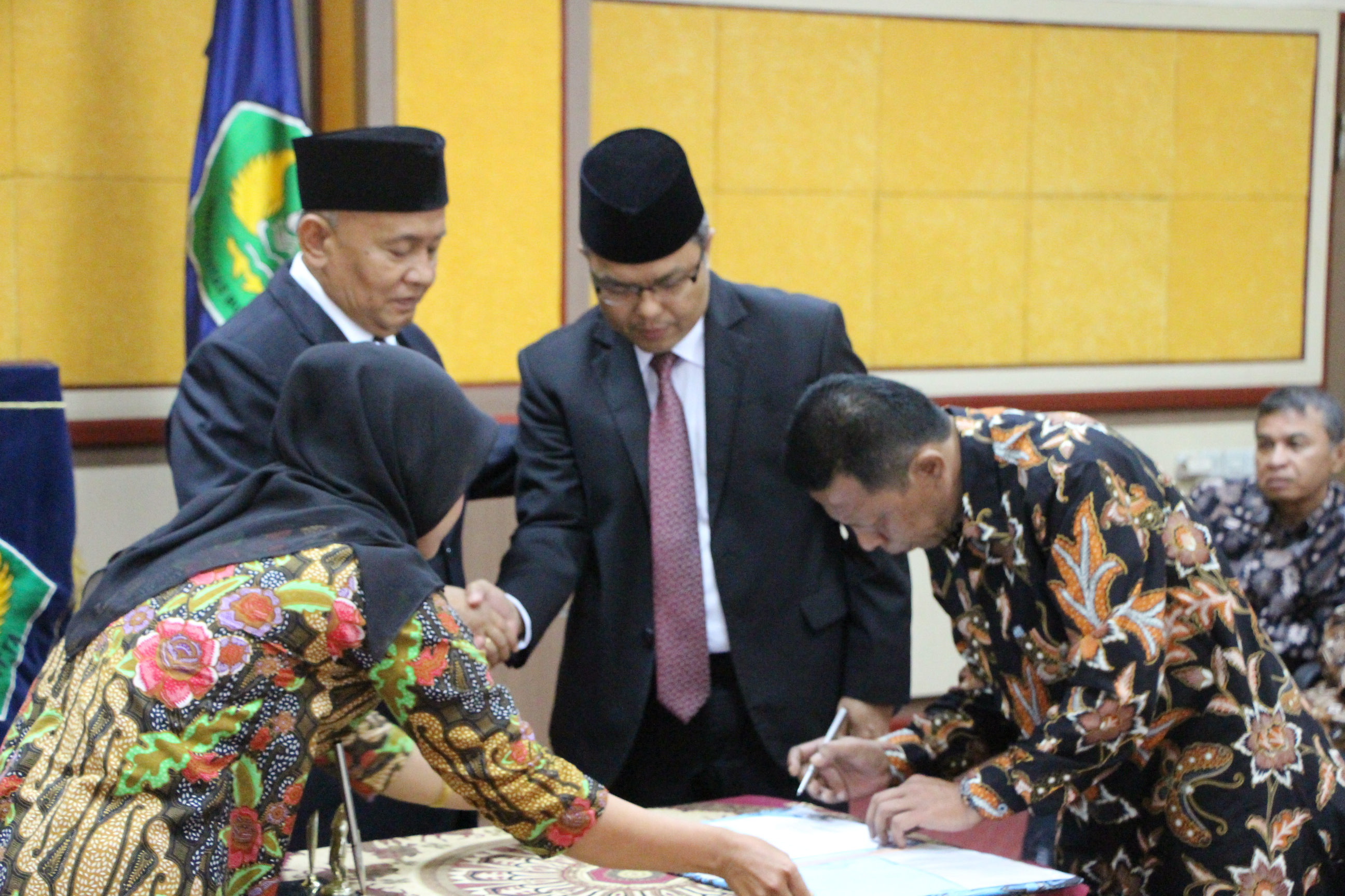 Serah Terima Jabatan Rektor Universitas Bung Hatta Masa Bakti 2017 s.d. 2021