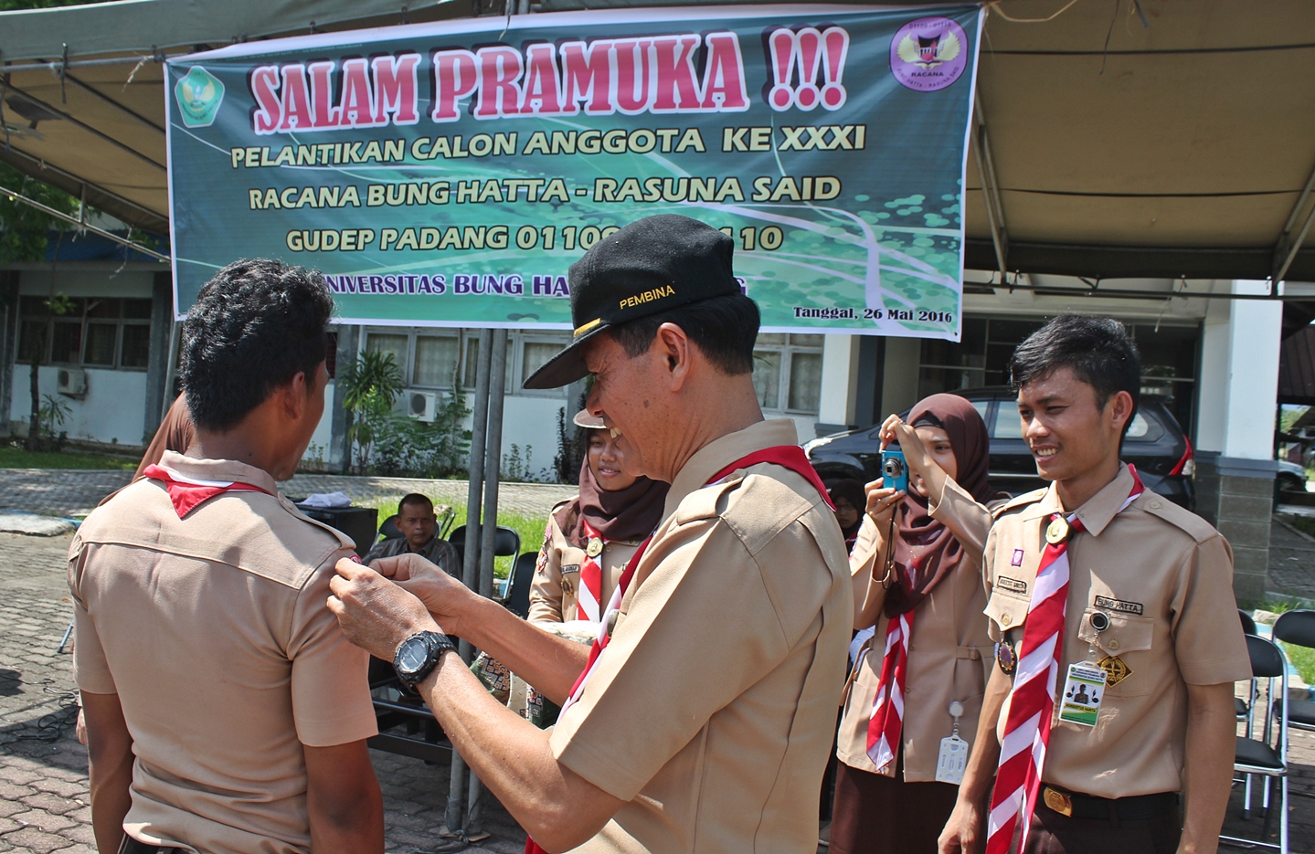UKM Pramuka Universitas Bung Hatta Lantik Anggota ke-26