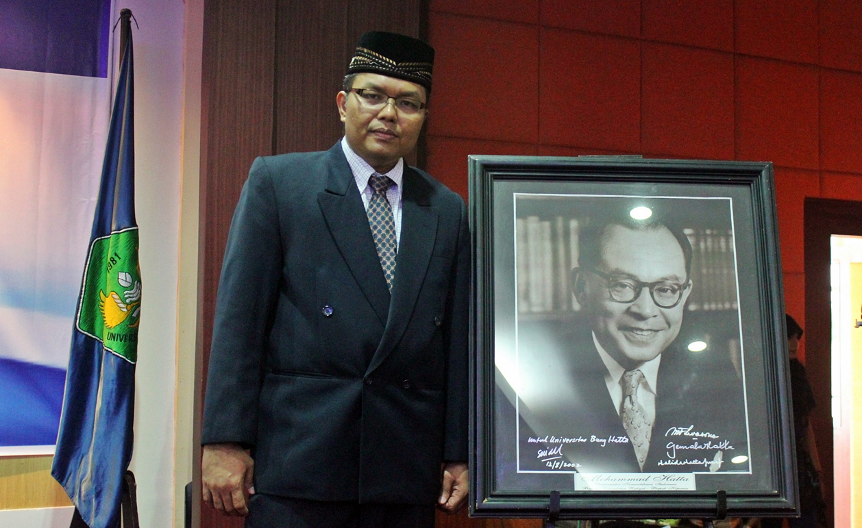 Dr. Hendra Suherman, ST, MT Jadi Pembicara International Conference on Nano and Materials Engineering