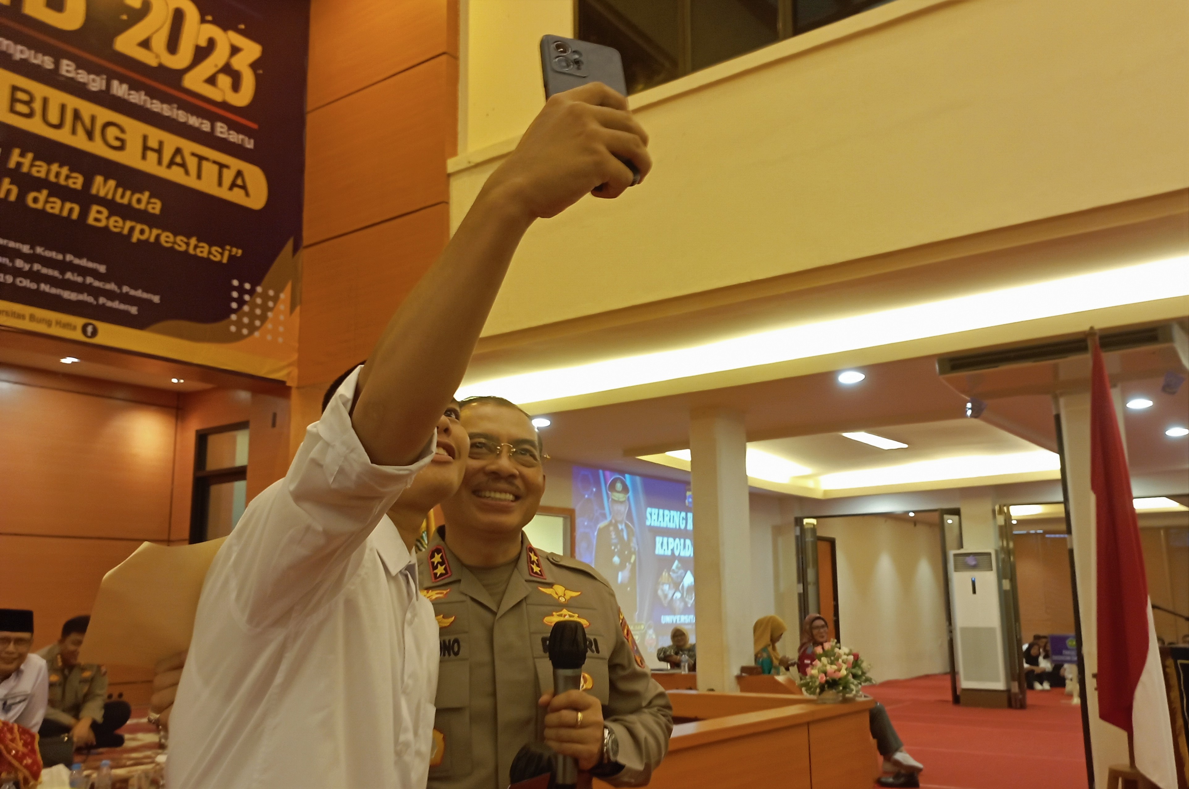 Kapolda Sumatera Barat, Apresiasi Peserta PKKMB Universitas Bung Hatta