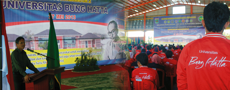 Gubernur Serahkan Ribuan Mahasiswa KKN-PPM ke Pemkab dan Pemkot