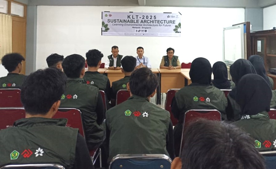Sustainable Architecture KLT 2025 Teknik Arsitektur FTSP Universitas Bung Hatta Ke Singapura dan Malayasia