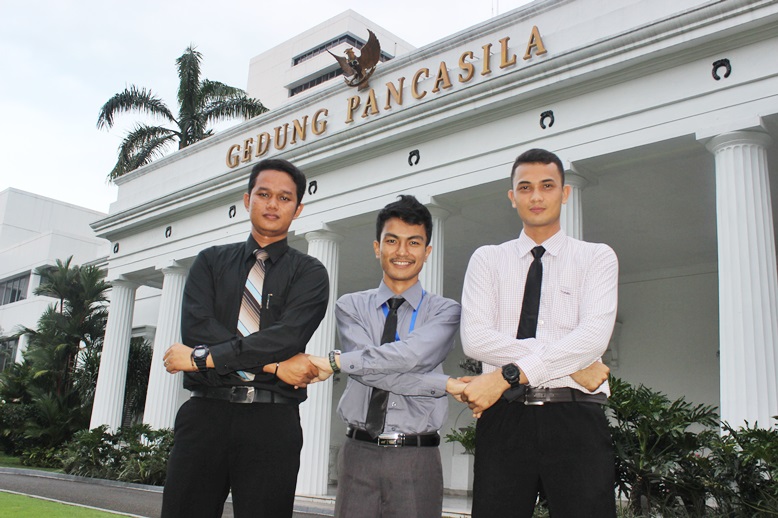 3 Mahasiswa UBH Magang di Kemenlu