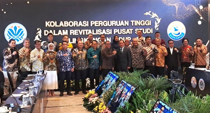 Disaksikan Menteri Lingkungan Hidup dan Menteri Diktisaintek, Universitas Bung Hatta Teken MoU dengan KLH/BPLH