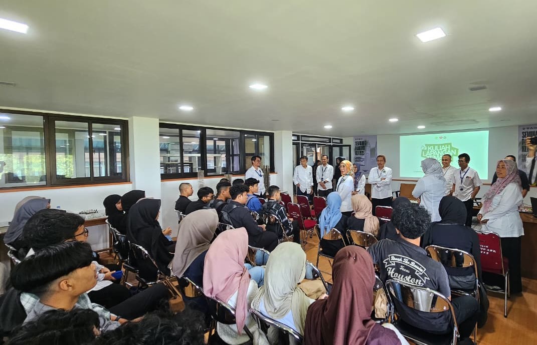 Rektor Universitas Bung Hatta dan Jajaran Pimpinan Pantau Langsung Kuliah Perdana Semester Ganjil