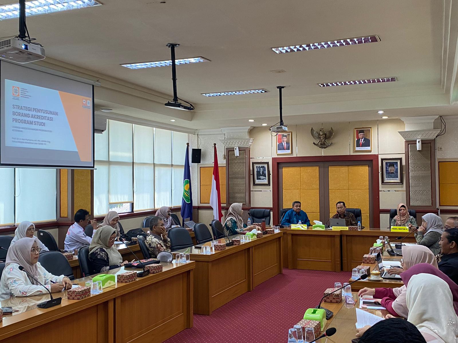 Sosialisasi Transformasi Kebijakan Akreditasi LAM Teknik Bersama Prof. Dr. Ir. Hari Purnomo, M.T., IPU