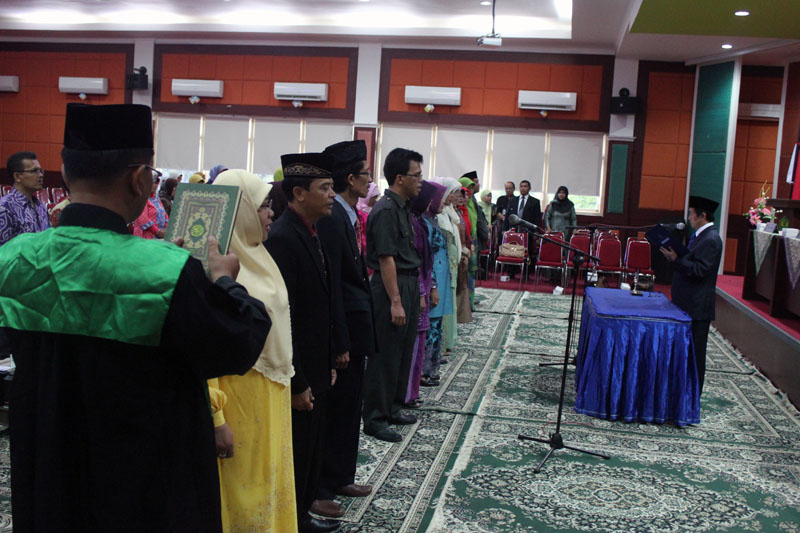 Rektor lantik 19 Pejabat Struktural di Lingkungan UBH