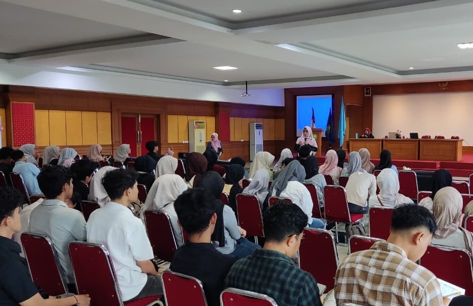 Sosialisasi Uji Kompetensi di FEB UBH : Mempersiapkan Lulusan Unggul Menuju Dunia Kerja