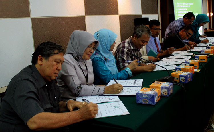 UBH dan Tujuh PTS Mitra Unand Selenggarakan Ujian Masuk Bersama