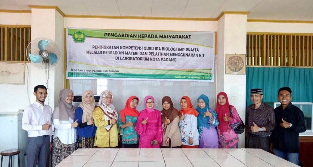 Pendidikan Biologi Universitas Bung Hatta Adakan Pelatihan Media KIT Untuk Guru SMP