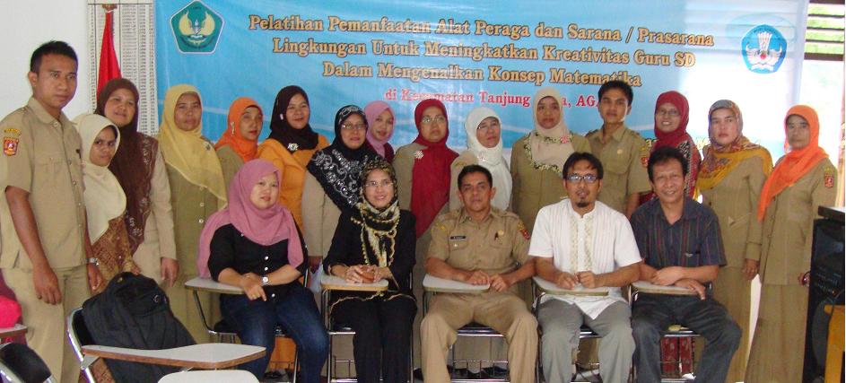 Dosen PMAT dan PTIK UBH Lakukan Pengabdian di UPT Pendidikan Tanjung Raya Maninjau
