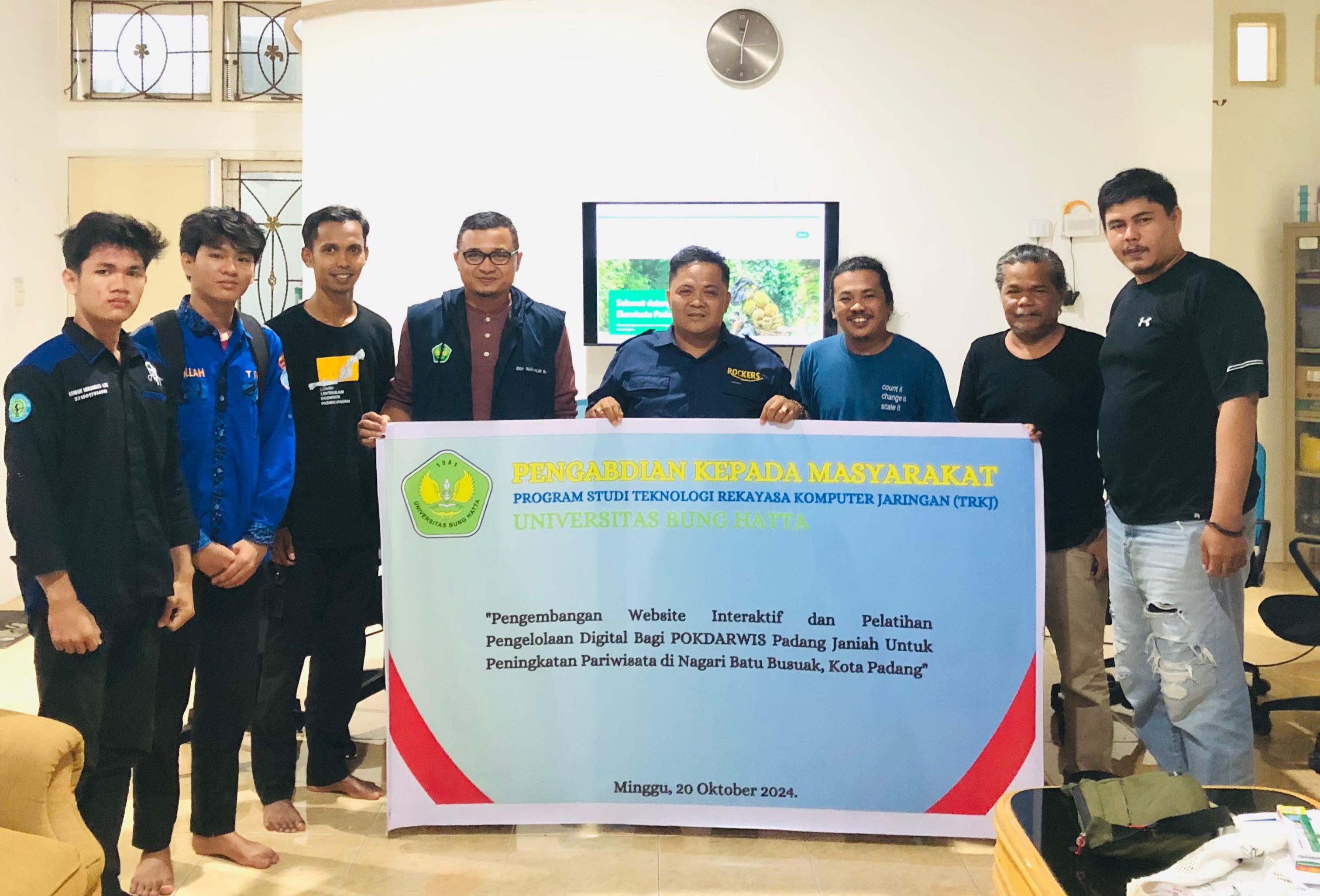 Prodi TRKJ-FTI Universitas Bung Hatta Kembangkan Website Interaktif untuk Ekowisata Padang Janiah, Batu Busuak, Padang