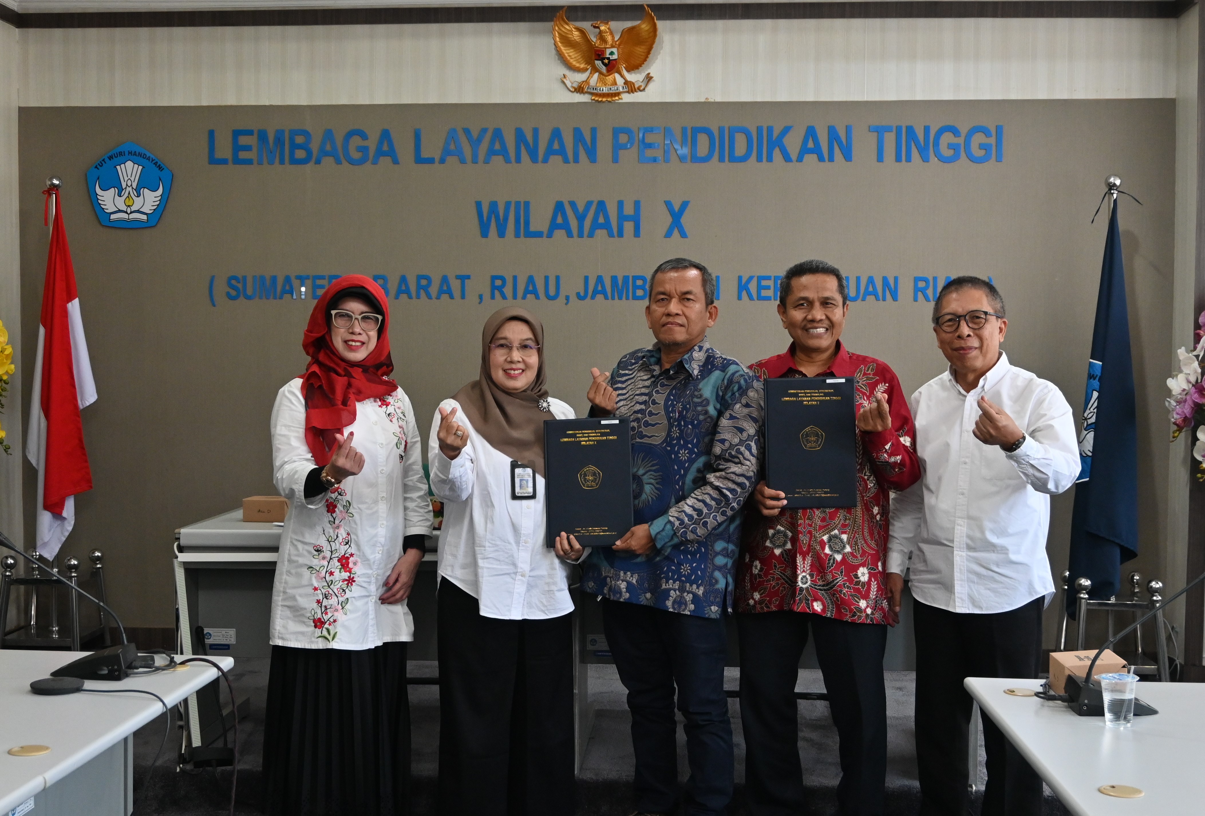 Universitas Bung Hatta Kembali Tambah 2 Orang Guru Besar