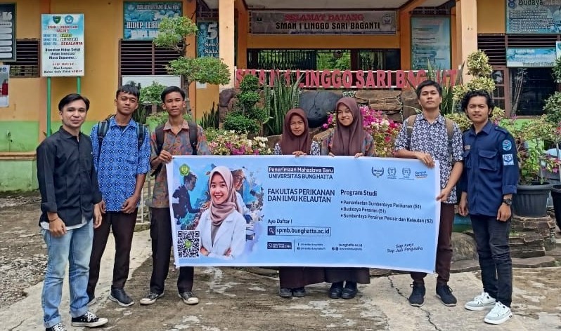 Kembali ke Sekolah Asal, Mahasiswa FPIK Sosialisasikan Keunggulan Universitas Bung Hatta