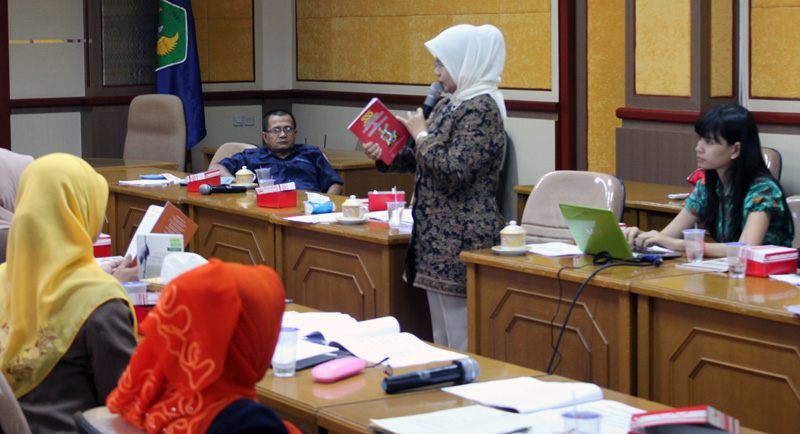 Seminar Perpustakaan : Tingkatkan Kualitas dan Pelayanan