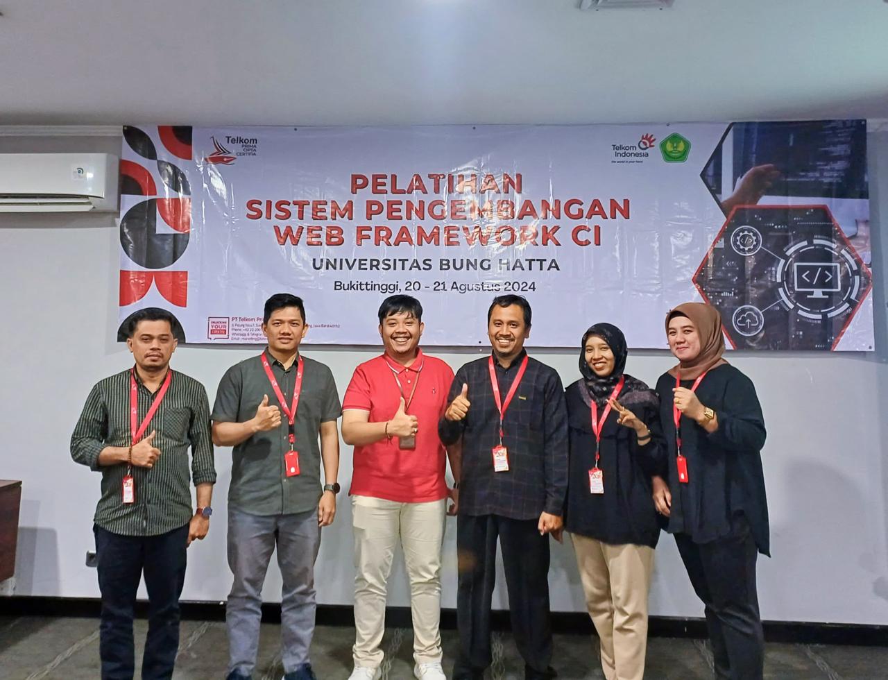 4 Tendik Pustikom Universitas Bung Hatta Ikuti Pelatihan Sistem Pengembangan Web Framework CI
