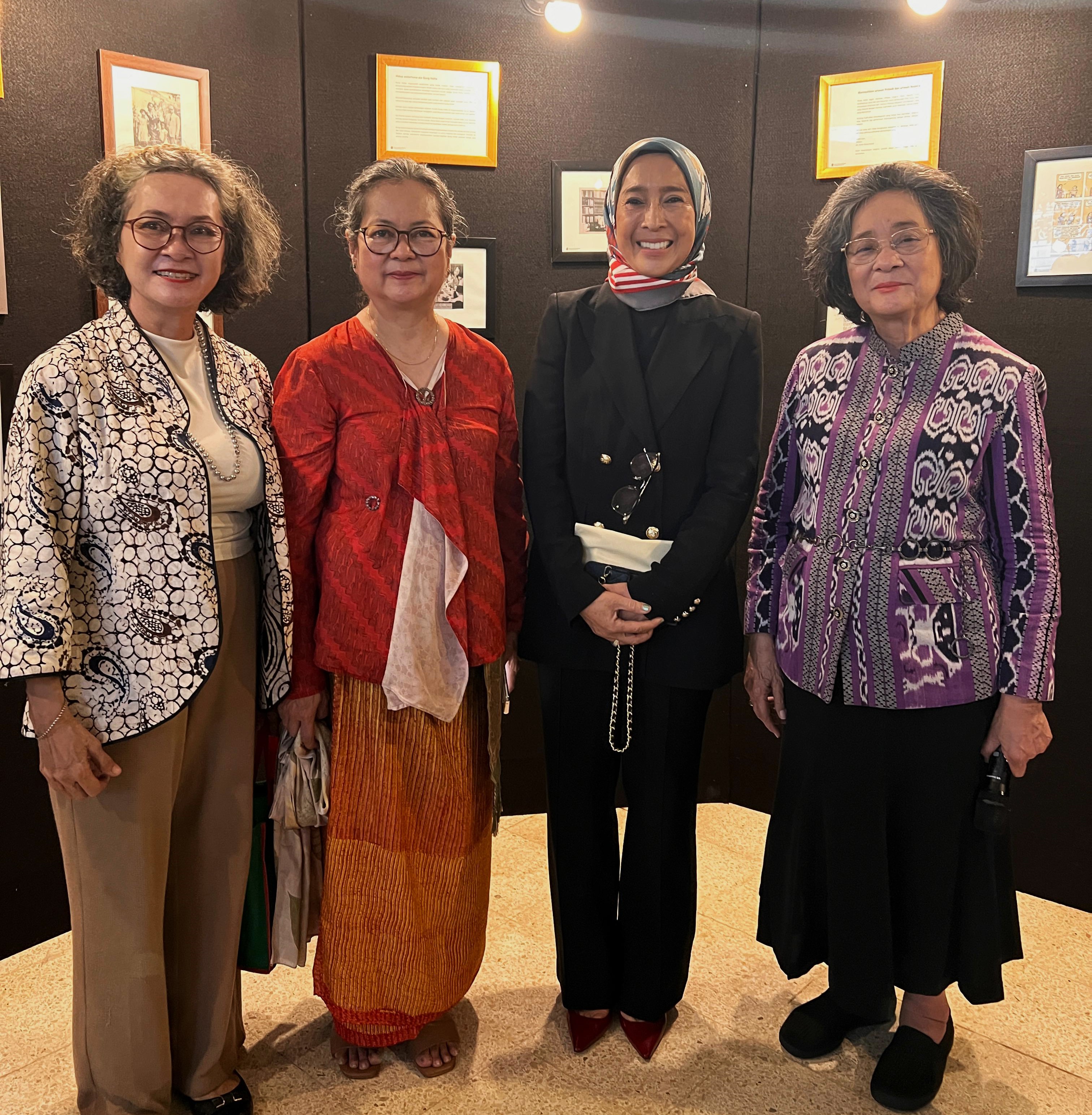 Rektor Universitas Bung Hatta, Hadiri Pameran Foto dan Arsip di Haul ke-44 Bung Hatta