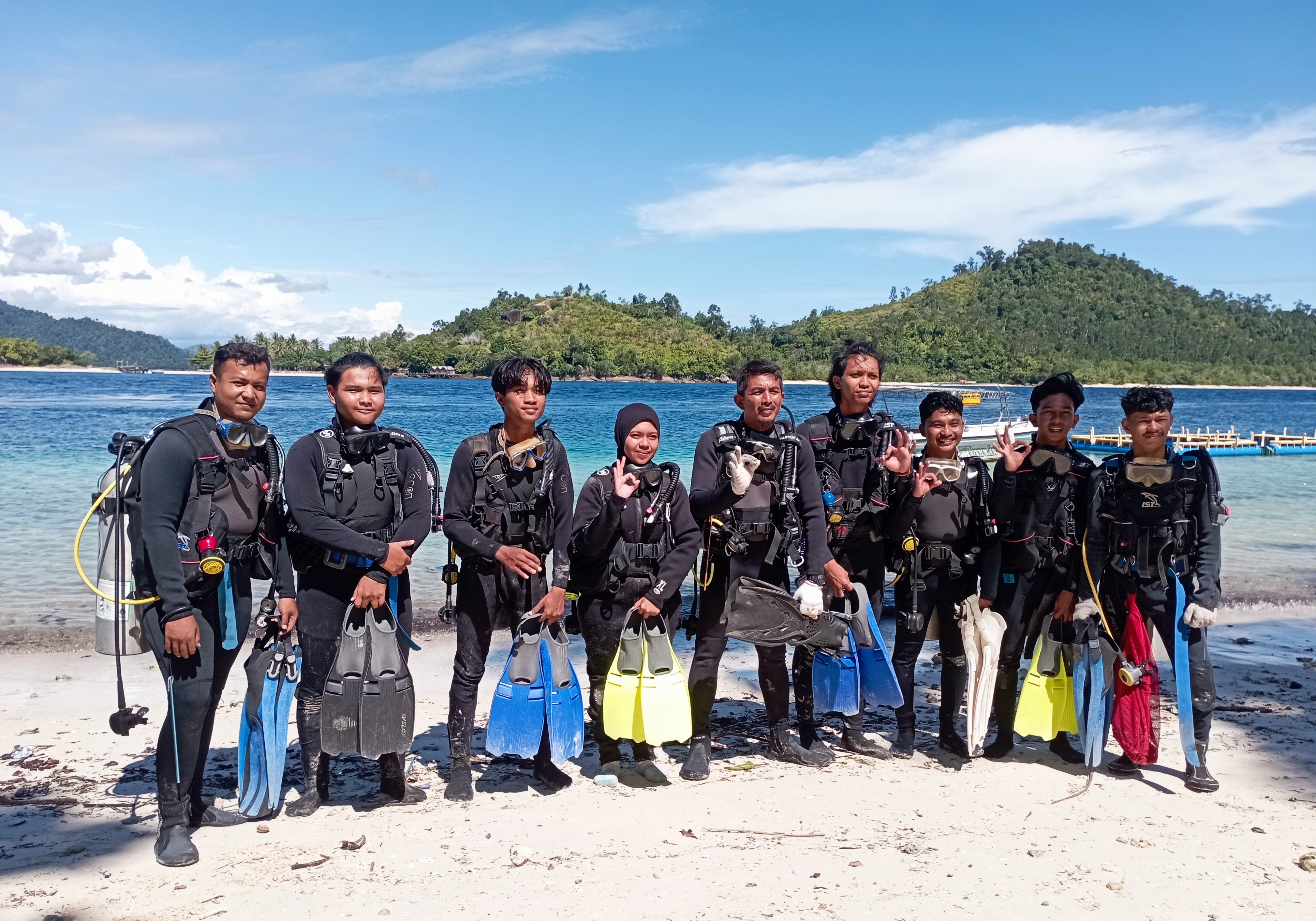 UKM Diving Proklamator Universitas Bung Hatta Gelar Sertifikasi Selam