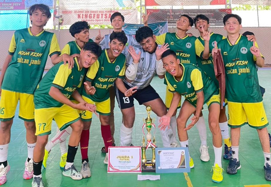 Tim Futsal BEM FKIP Universitas Bung Hatta Juara I FST CUP Turnamen Futsal antar Perguruan Tinggi di Kota Padang 2025